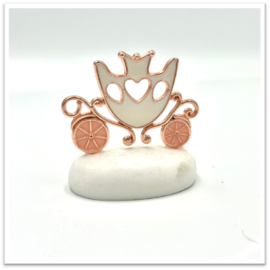 Λευκή Άμαξα Σε Βότσαλο